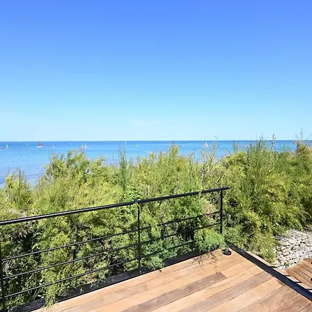 Maison Spacieuse Avec Piscine Et Acces - Fr-1-434-69 Vakantiehuis *