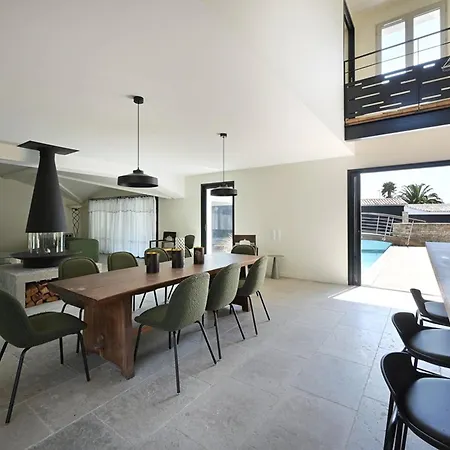 Maison Spacieuse Avec Piscine Et Acces - Fr-1-434-69 بيت للعطل